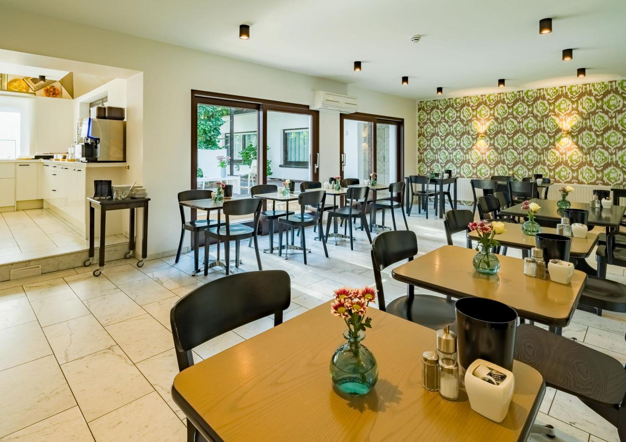 Rugs Hotel Koeln Extérieur photo