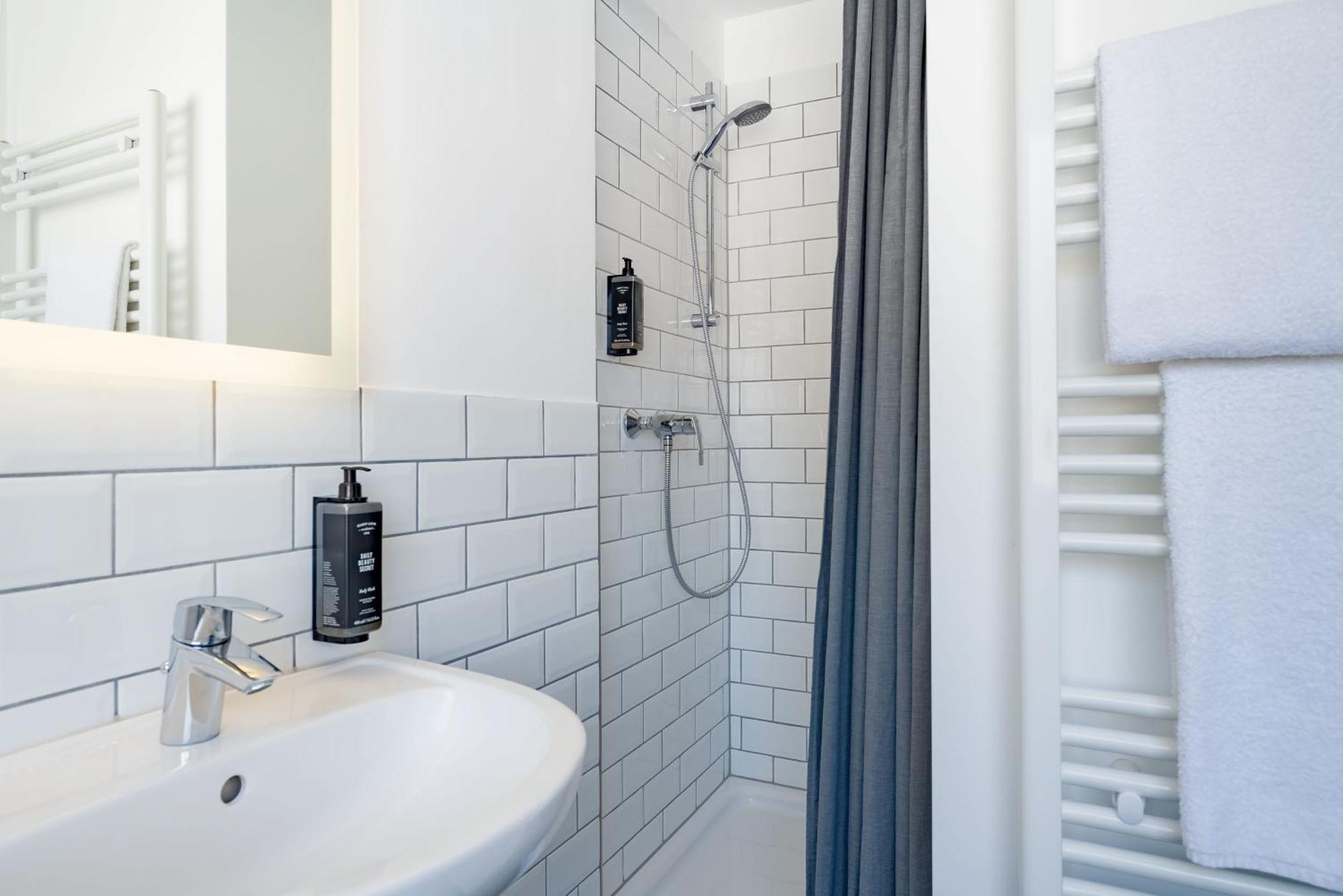 Rugs Hotel Koeln Extérieur photo